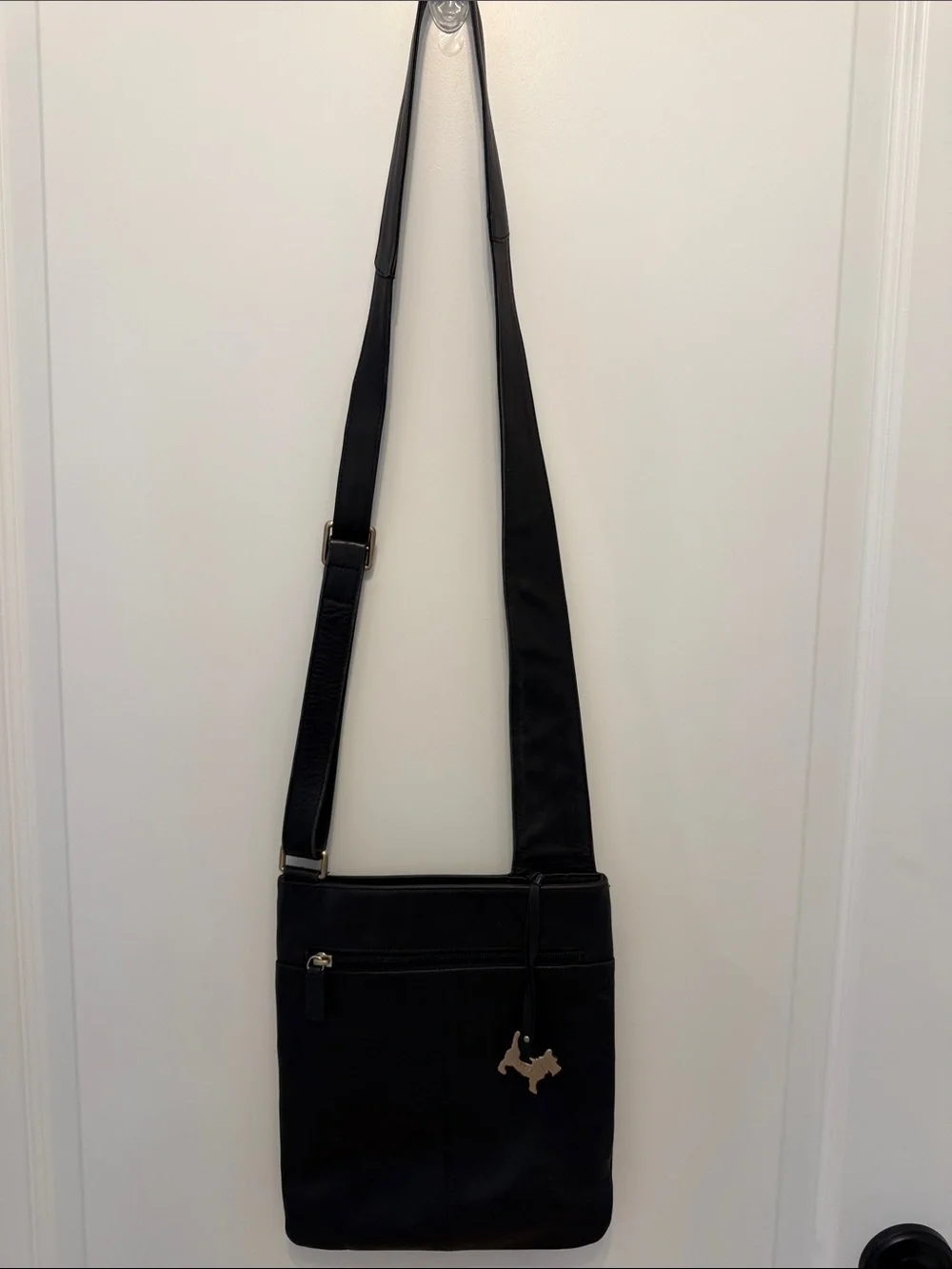 RADLEY LONDON Black Leather Crossbody Adjustable Strap and Scottie Dog Charm